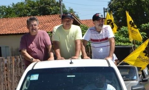 Fotos mostram 170 carros em carreata do 45; Zé Cabelo fala em 500 veículos