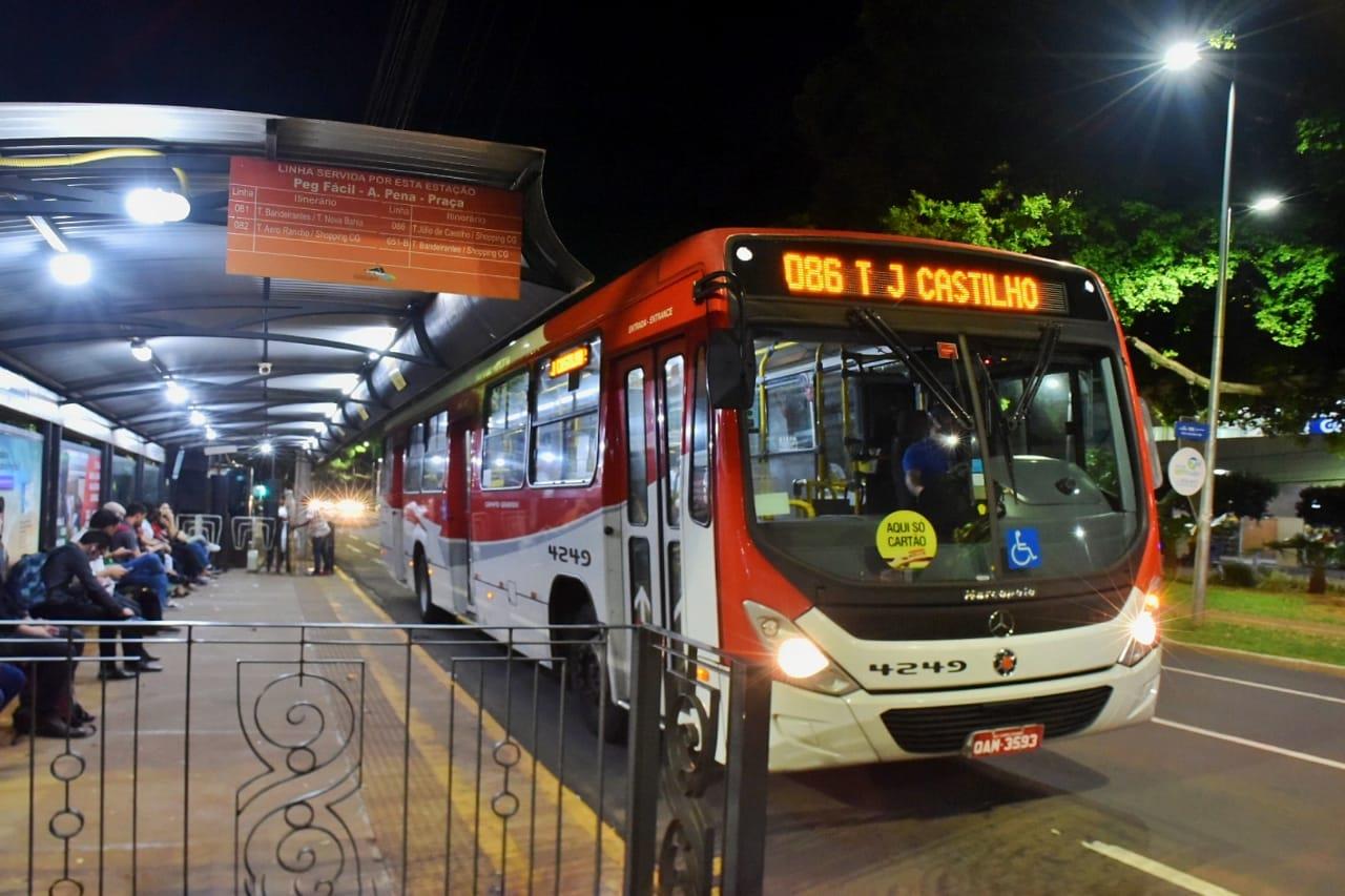 Prefeitura estende horário das linhas de ônibus para atender trabalhadores