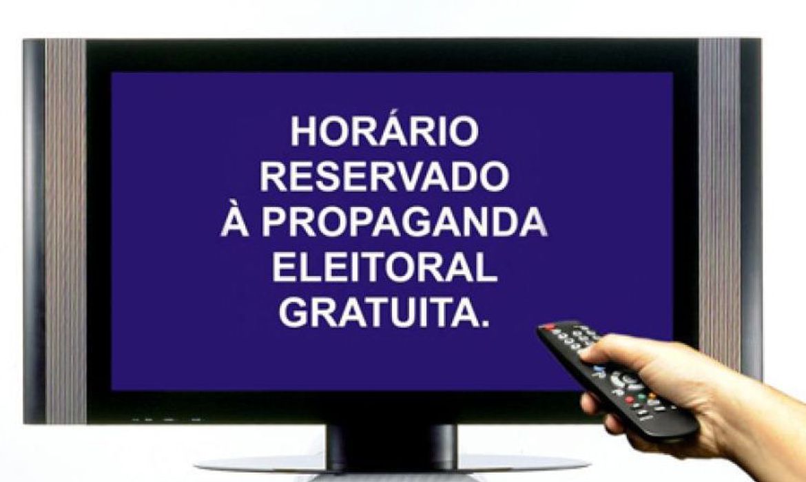 Propaganda eleitoral no rádio e TV só pode ser feita até hoje