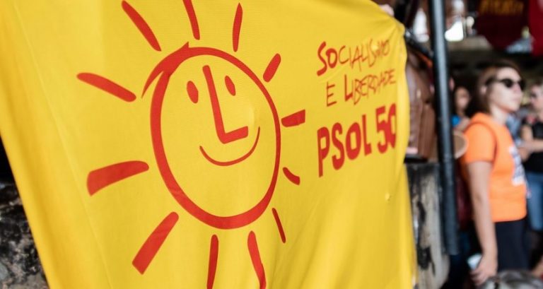 Psol barra o tratamento precoce em Porto Alegre