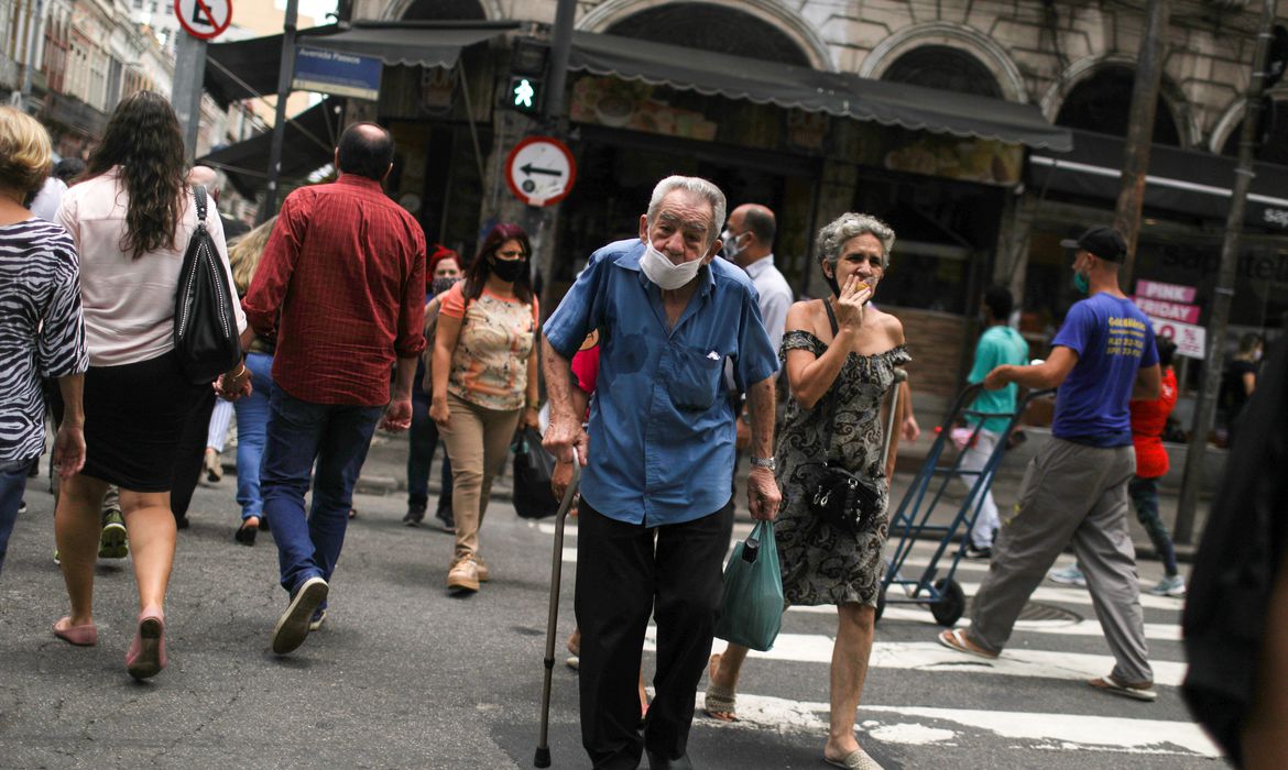 Recadastramento anual de aposentados e pensionistas é adiado