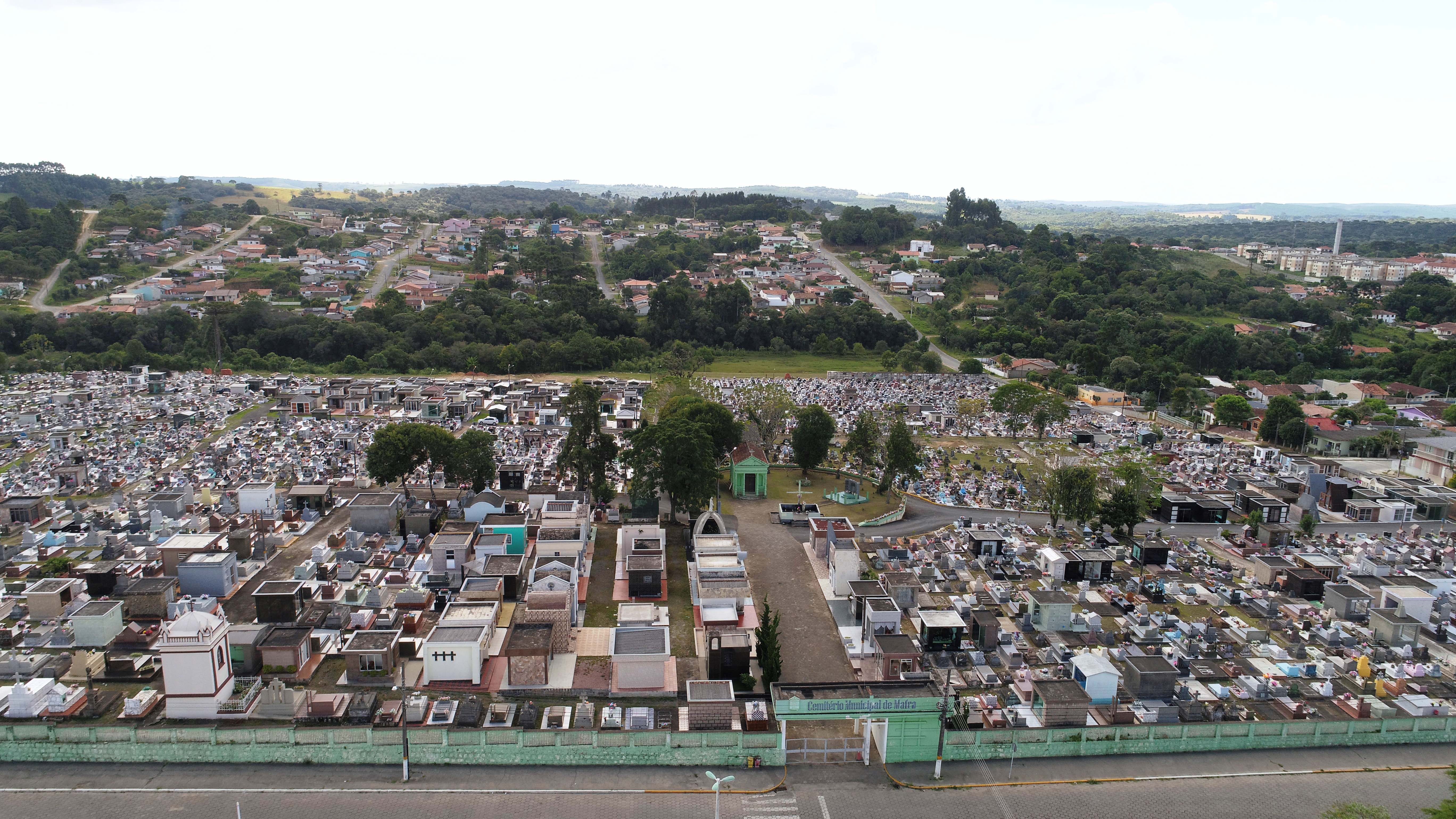 Prefeitura de Mafra orienta população sobre o Dia de Finados no Cemitério Municipal no período de pandemia