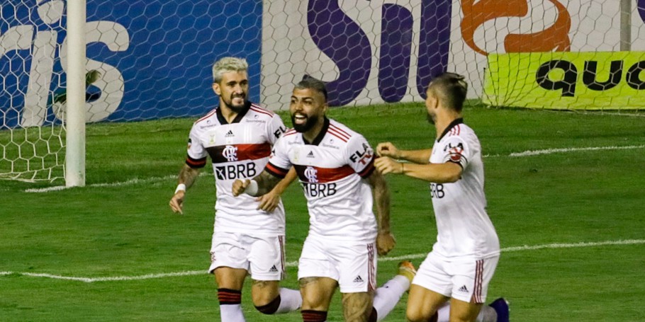 Flamengo vence o Sport e segue na vice-liderança do Brasileirão