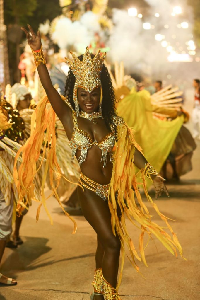 O Samba de BH, representado por Tamara Carvalho